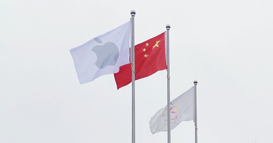 In China, Apple Compromises on Censorship and Surveillance