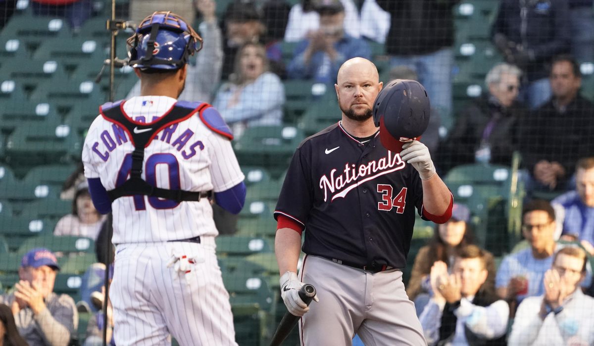 Willson Contreras homers off former Cub Jon Lester in 7-3 win over Nationals