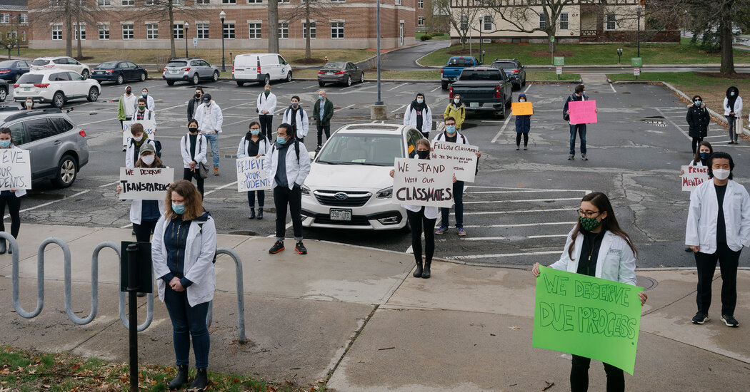 Dartmouth Medical School Drops Cheating Case Against Students