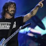 Foo Fighters’ vaccinated-only show draws protesters, Ricky Schroder