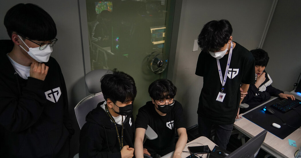 Inside the ‘Deadly Serious’ World of E-Sports in South Korea