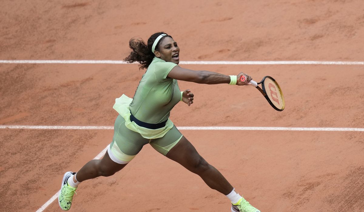 Serena Williams’ serve leads to win at French Open