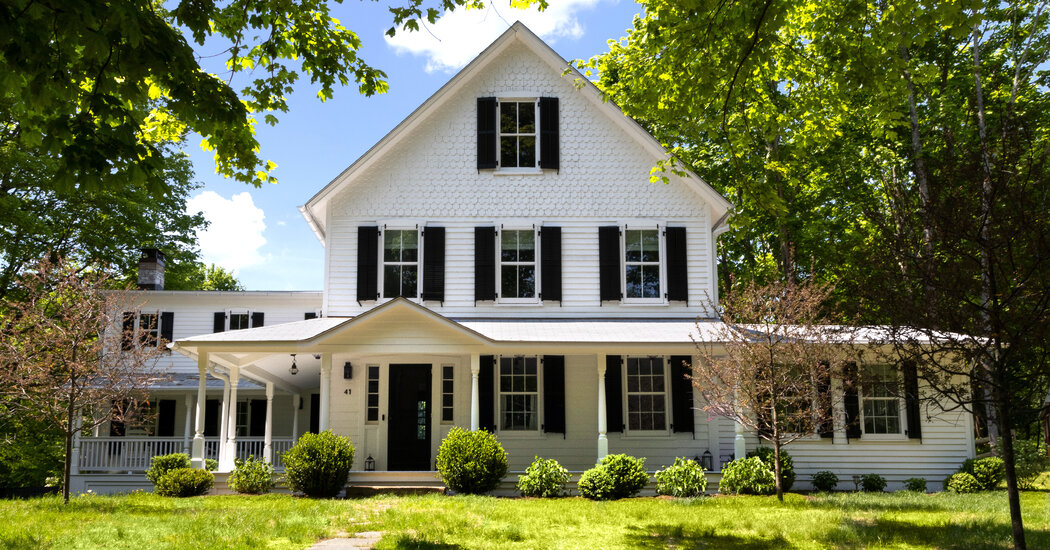 The Fantasy of a Cotswolds Country Home Meets Reality in Westchester