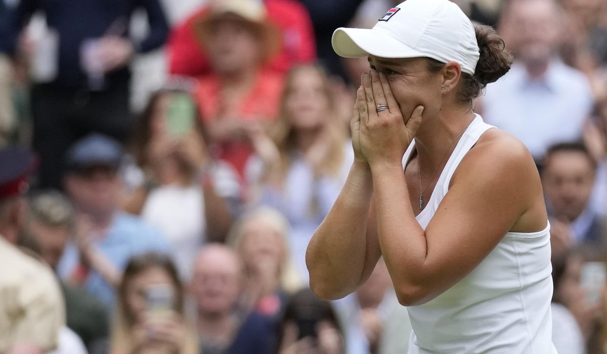 Barty beats Pliskova at Wimbledon for 2nd Grand Slam title