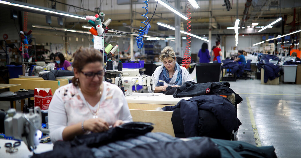 Canada Goose’s Image Is Challenged by Union Effort