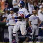 Dodgers visit White House, rally past Nats, 7th win in row