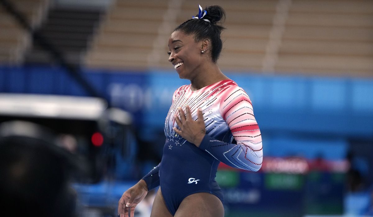 Simone Biles sticks landing in balance beam final, wins bronze medal at Tokyo Olympics