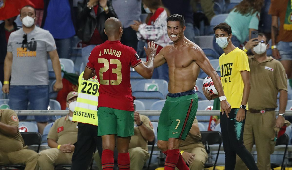 Cristiano Ronaldo becomes highest scoring man in international soccer