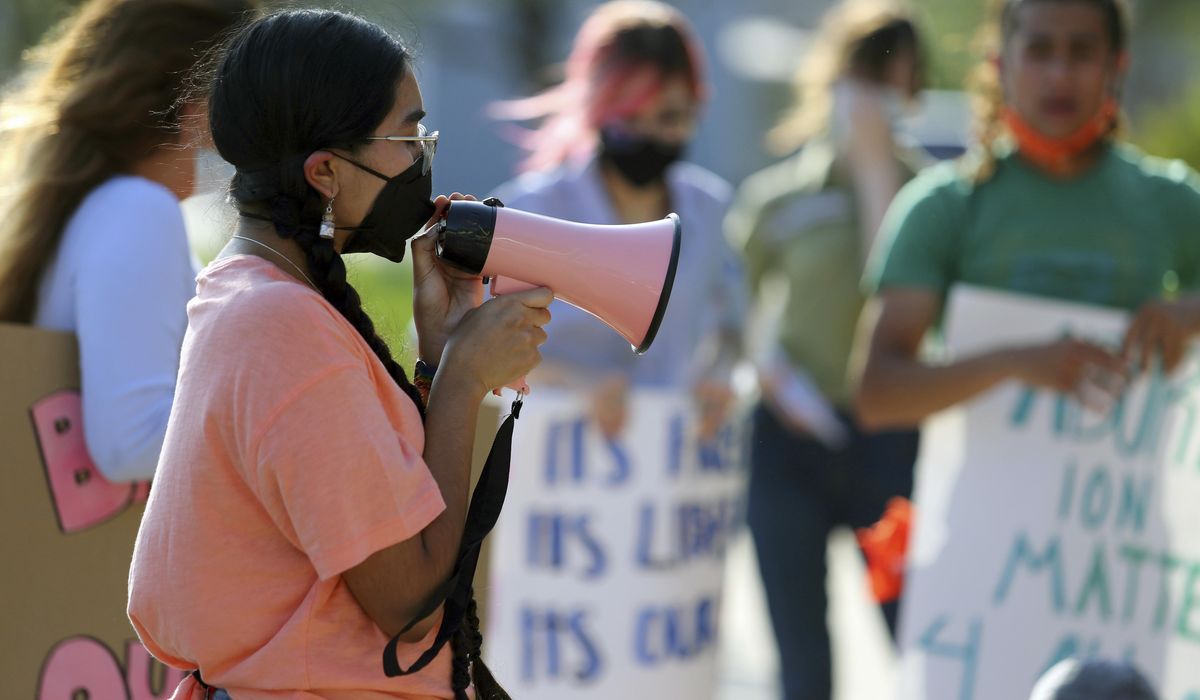 Judge shields Texas clinics from anti-abortion group’s lawsuits