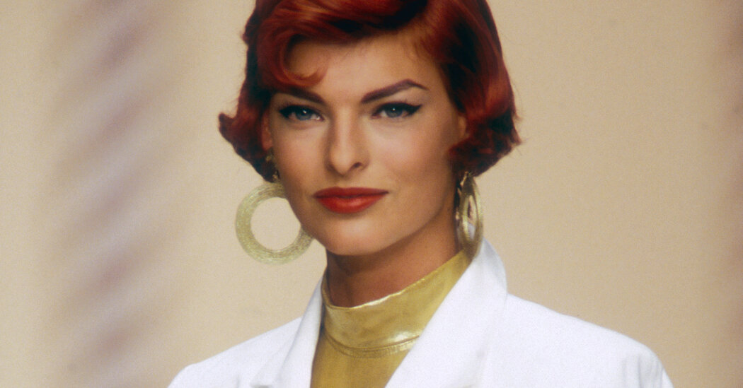 Linda Evangelista Says Body Sculpting Procedure Left Her ‘Disfigured’