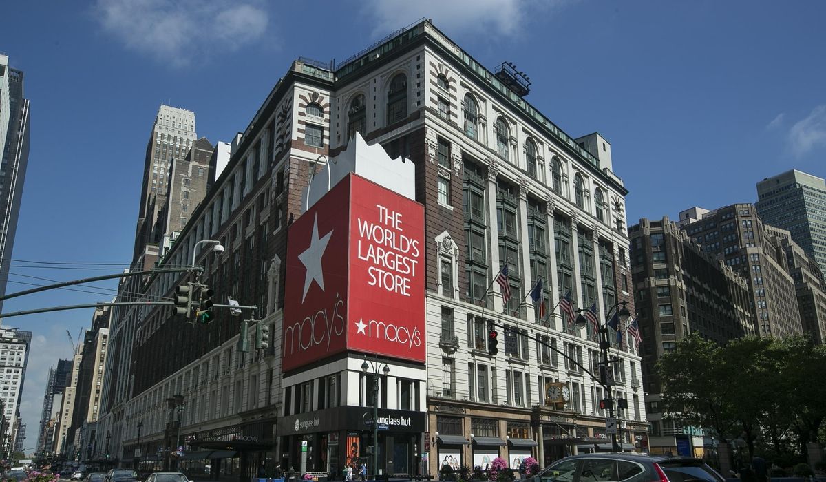 Macy’s goes to court to keep Amazon off its iconic billboard