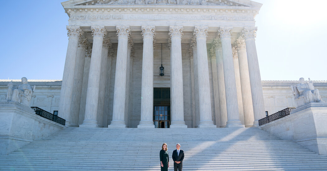 Back on the Bench, the Supreme Court Faces a Blockbuster Term