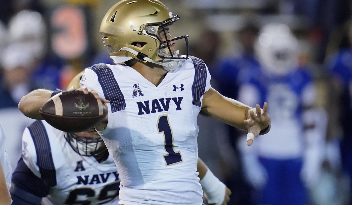 Navy comes from behind on Lavatai TD, upends Tulsa 20-17