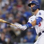 Taylor hits 3 HRs, Dodgers beat Braves 11-2 to extend NLCS