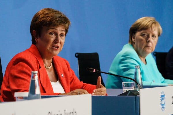 The I.M.F.’s executive board clears Kristalina Georgieva to remain managing director.