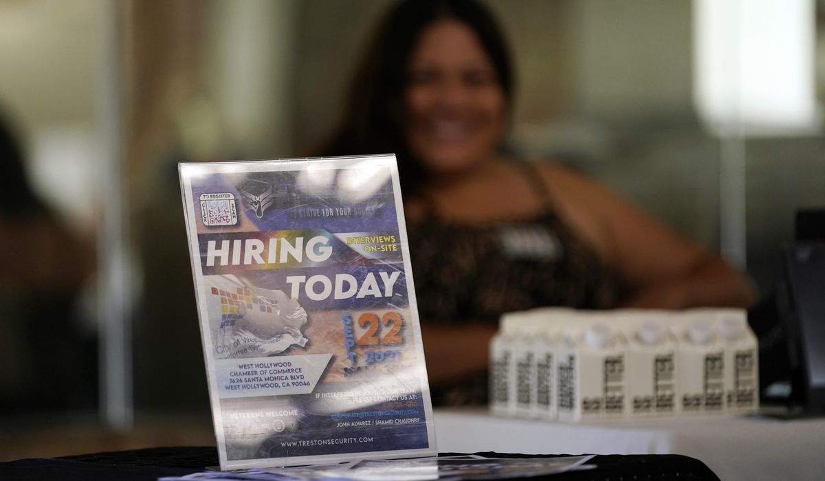 U.S. jobless claims fall to 326,000, first drop in four weeks