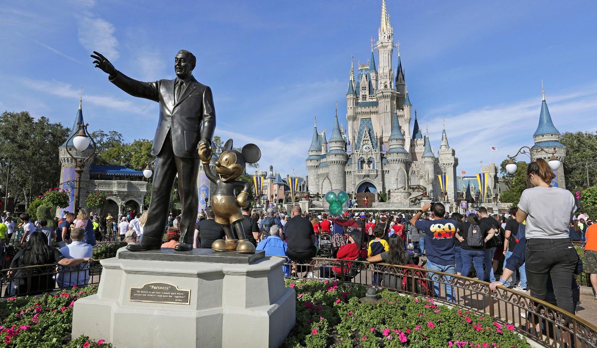 Disney pauses COVID-19 vaccine mandate in Florida