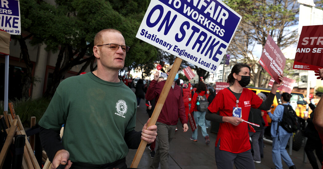 Kaiser Permanente Averts Strike, Reaching Tentative Deal With Unions