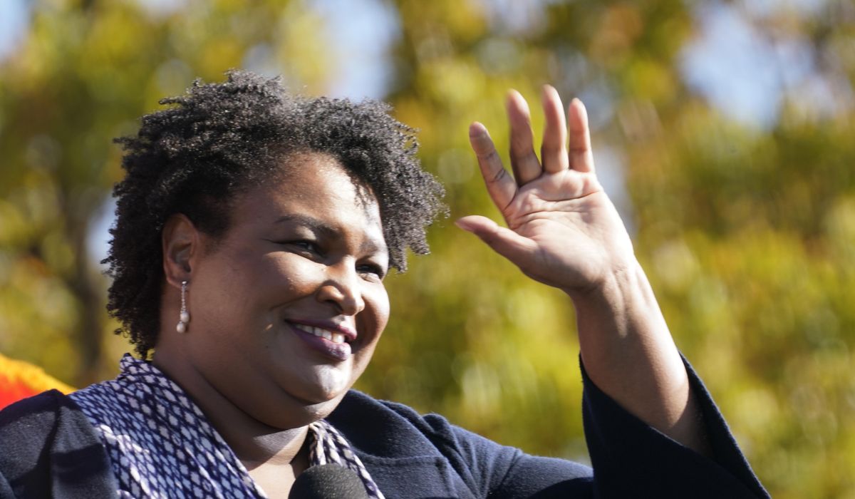 2nd Stacey Abrams governor bid sees new tests, intrigues