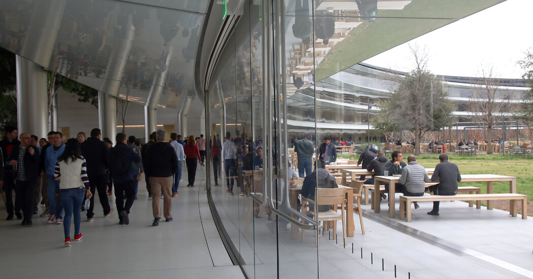 Apple Pushes Return to Office Date Back to T.B.D.