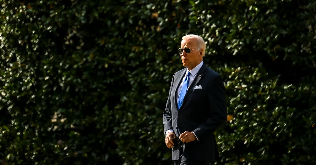 Biden Expected to Offer Warnings and Alternatives in Call With Putin