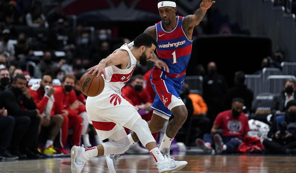 Fred VanVleet rescues Raptors late in 109-105 win over Wizards