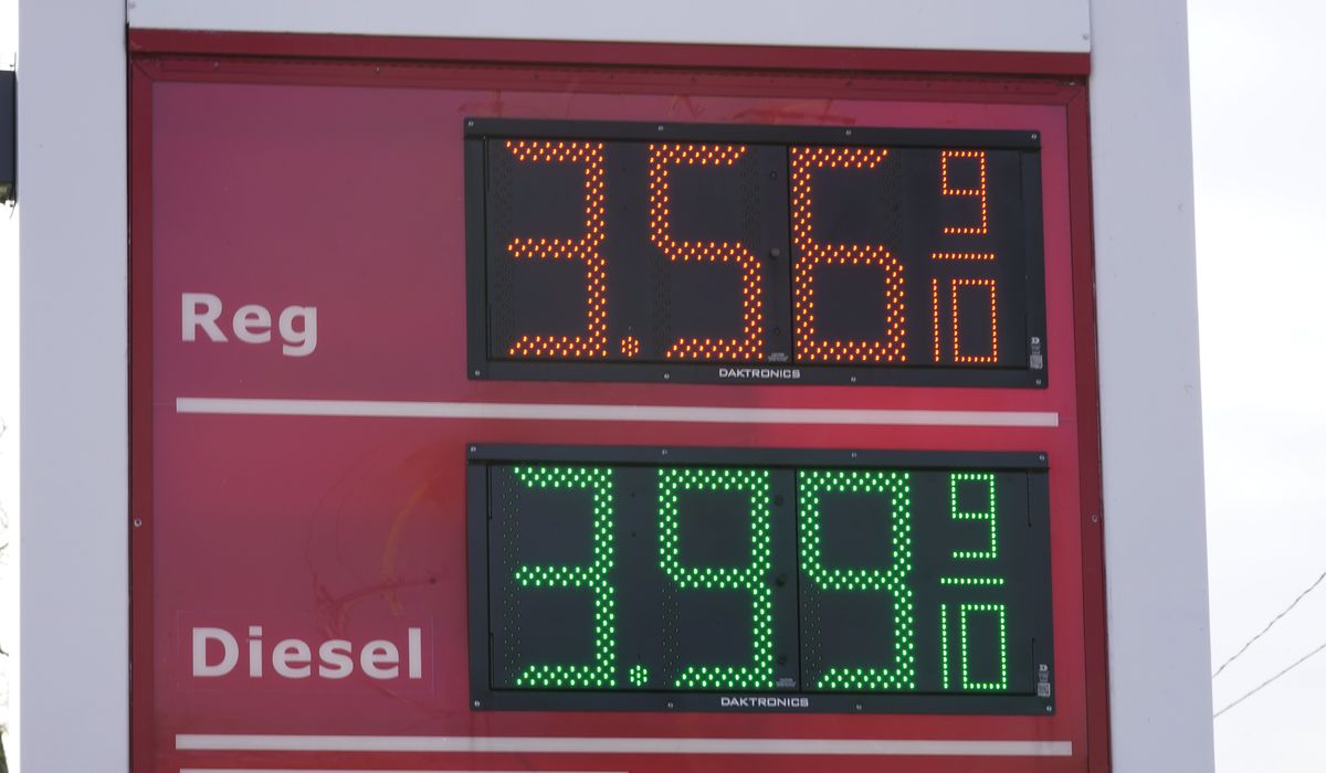 Gas prices rise across nation, dip in NJ amid COVID-19 fears