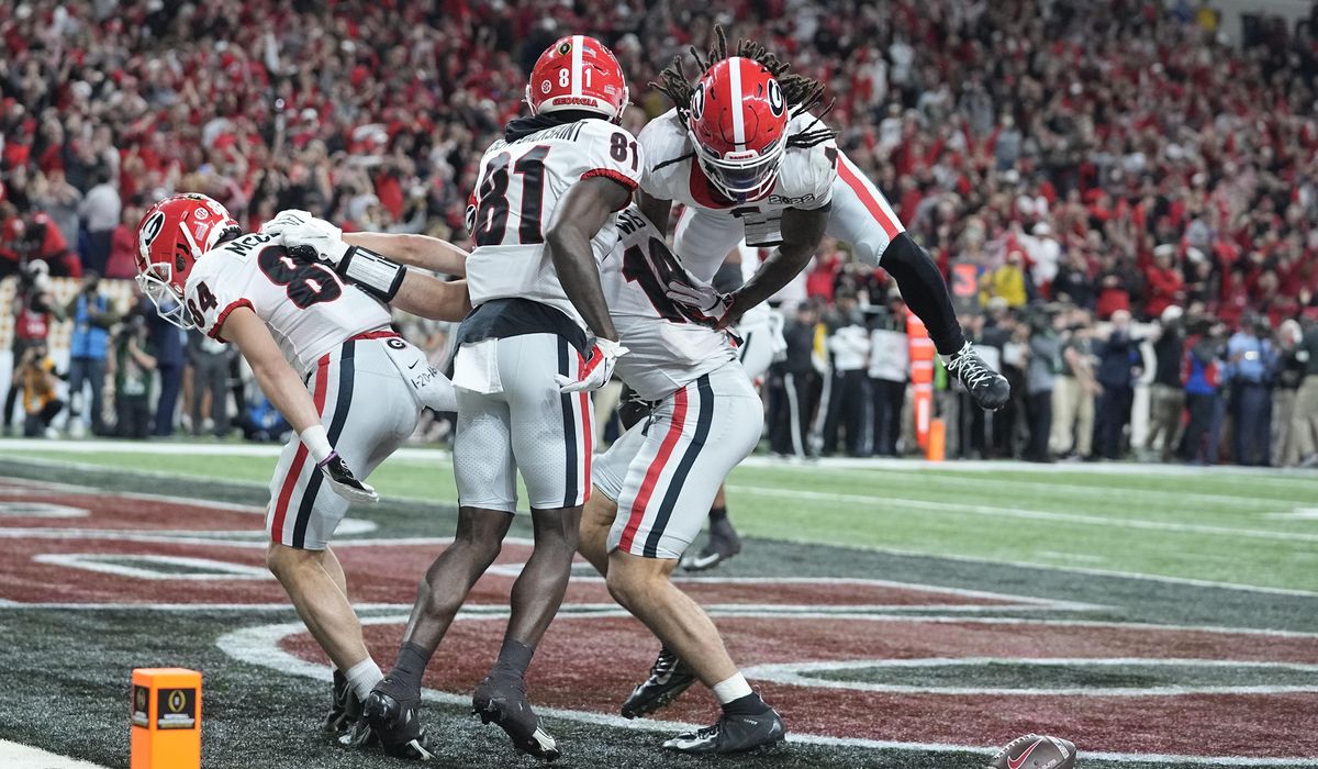 Georgia snaps 41-year title drought with 33-18 win over Alabama