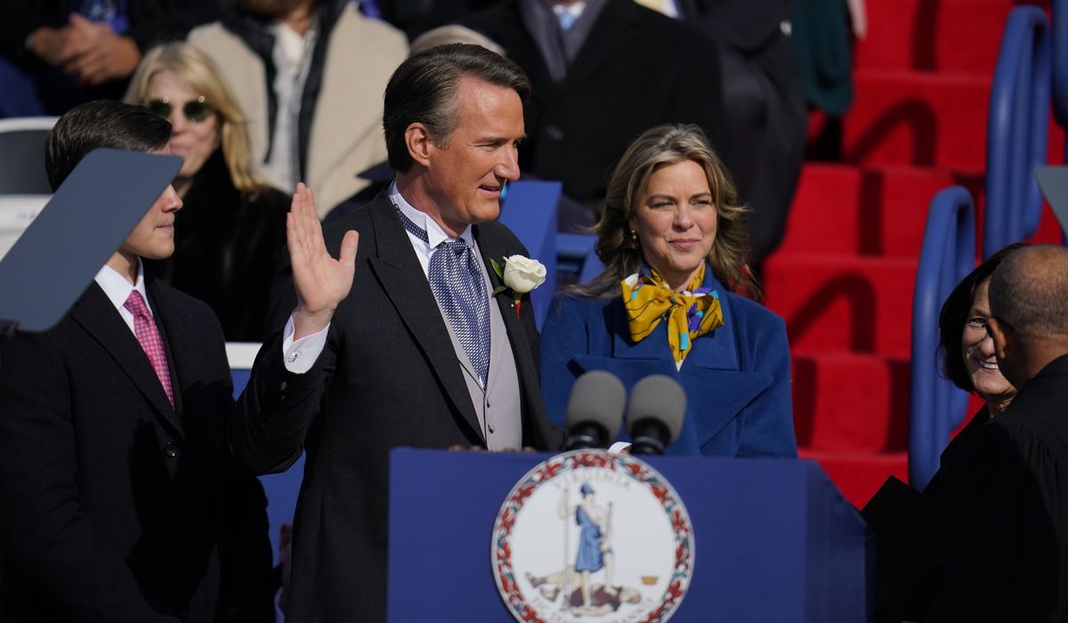 Glenn Youngkin sworn in as Virginia governor