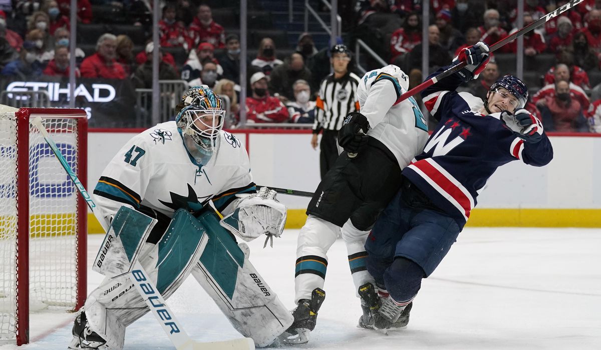 James Reimer, Sharks beat Capitals 4-1 to snap 2-game skid