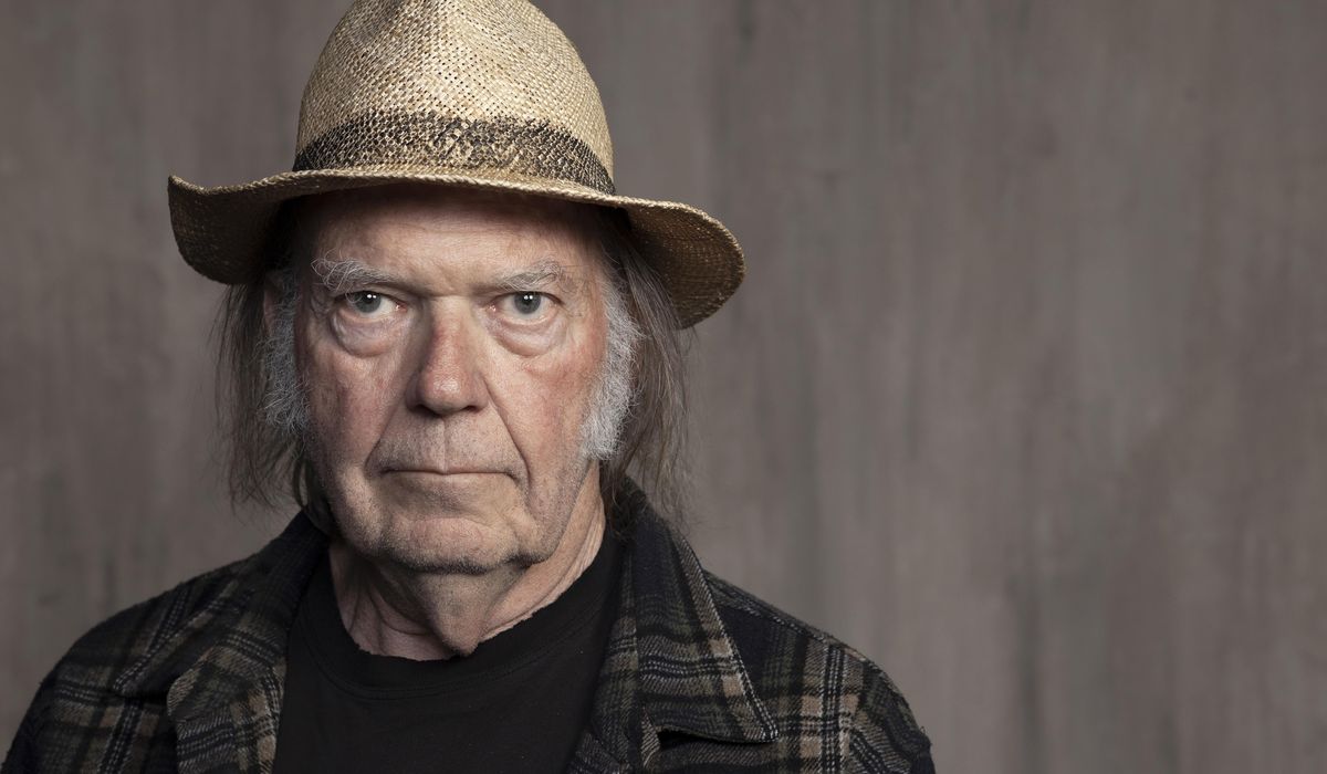 Spotify removing Neil Young’s music amid Joe Rogan protest