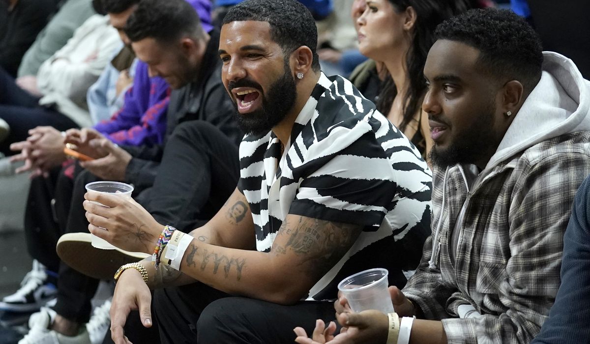 Drake was a star among A-listers at ‘Homecoming’ concert