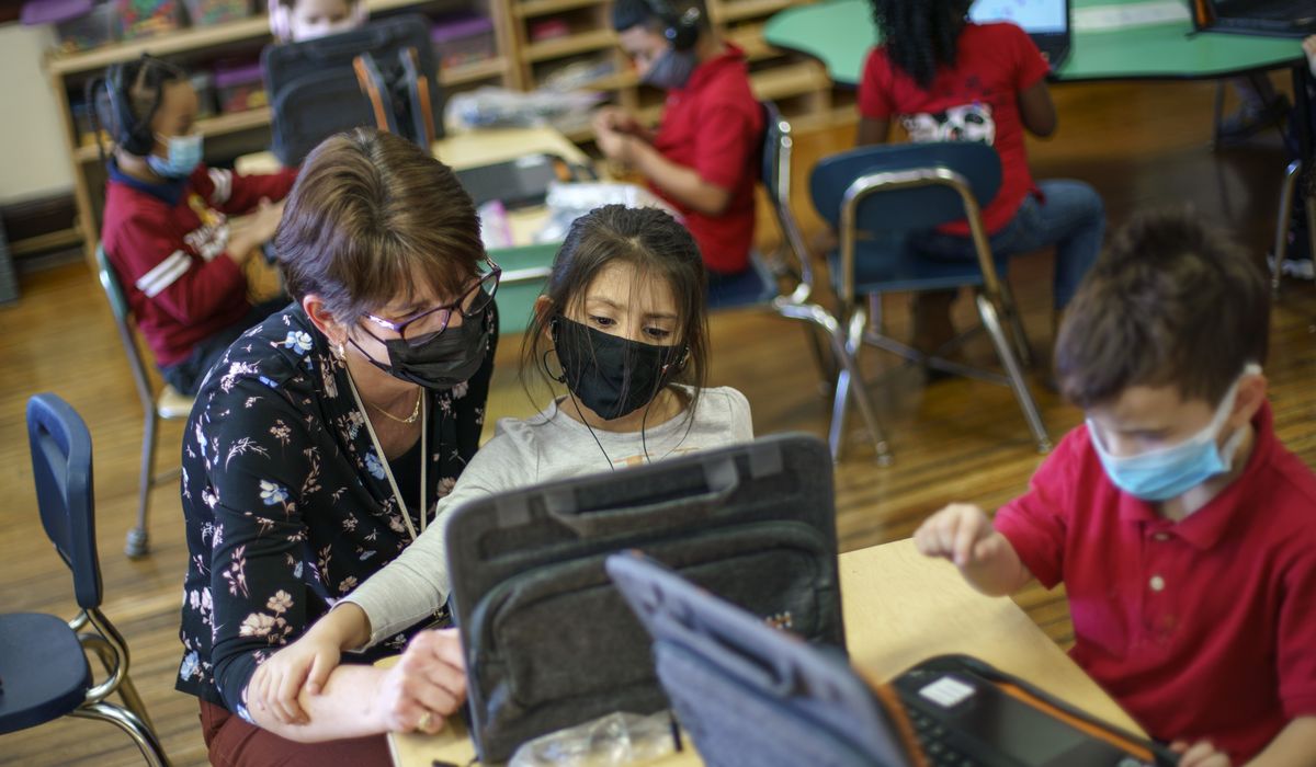 Parents fume as states keep school mask mandates