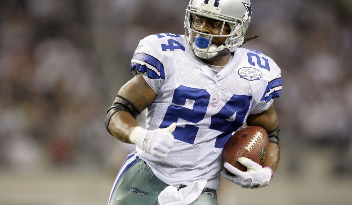 Former Cowboys running back Marion Barber dead at 38