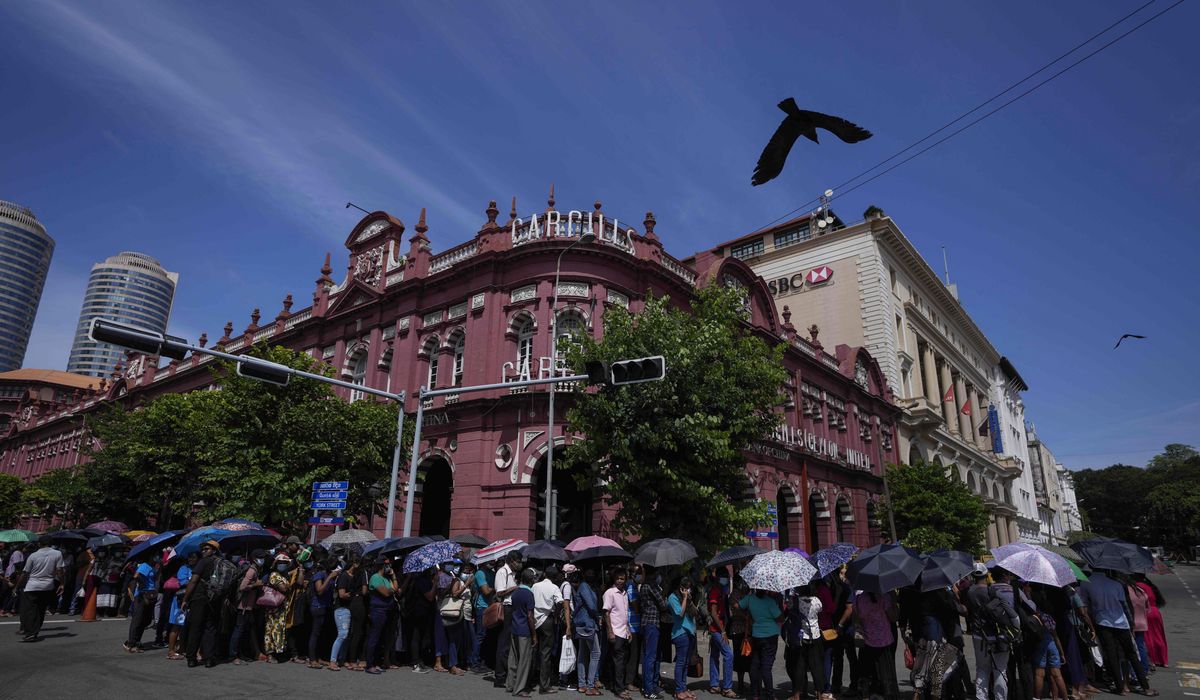 Sri Lanka lawmakers to pick new president but no deal on prime minister